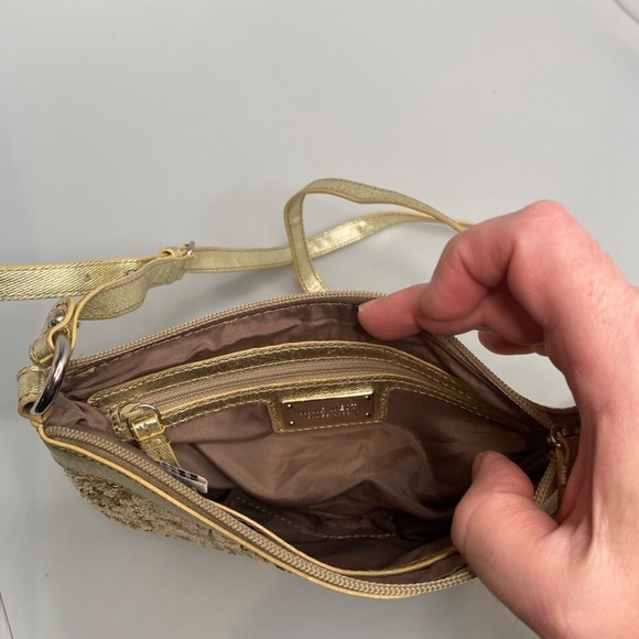 Nine West "Flash Lite" Gold Sequin Crossbody Purse 9" x 6" x 2" MSRP $40 - Picture 12 of 16
